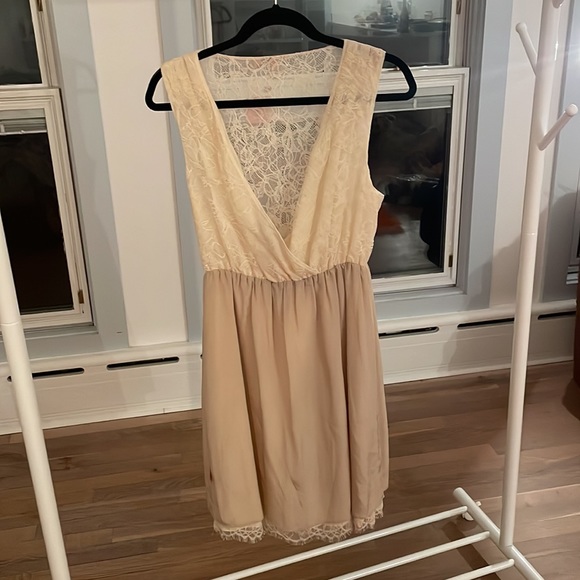 Calypso St. Barth, circa 2009. 100% Silk midi dress. - Picture 7 of 7